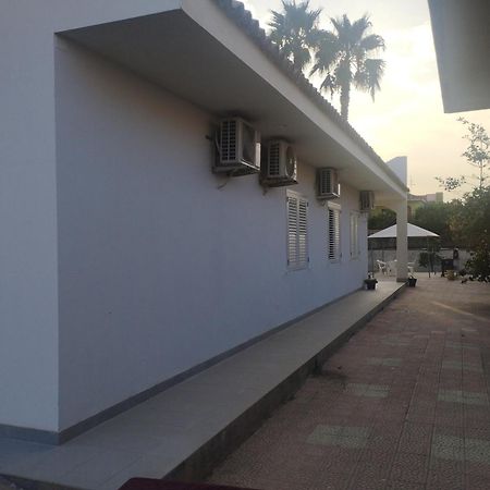 Caledonia Relax Villa Сиракуза Екстериор снимка