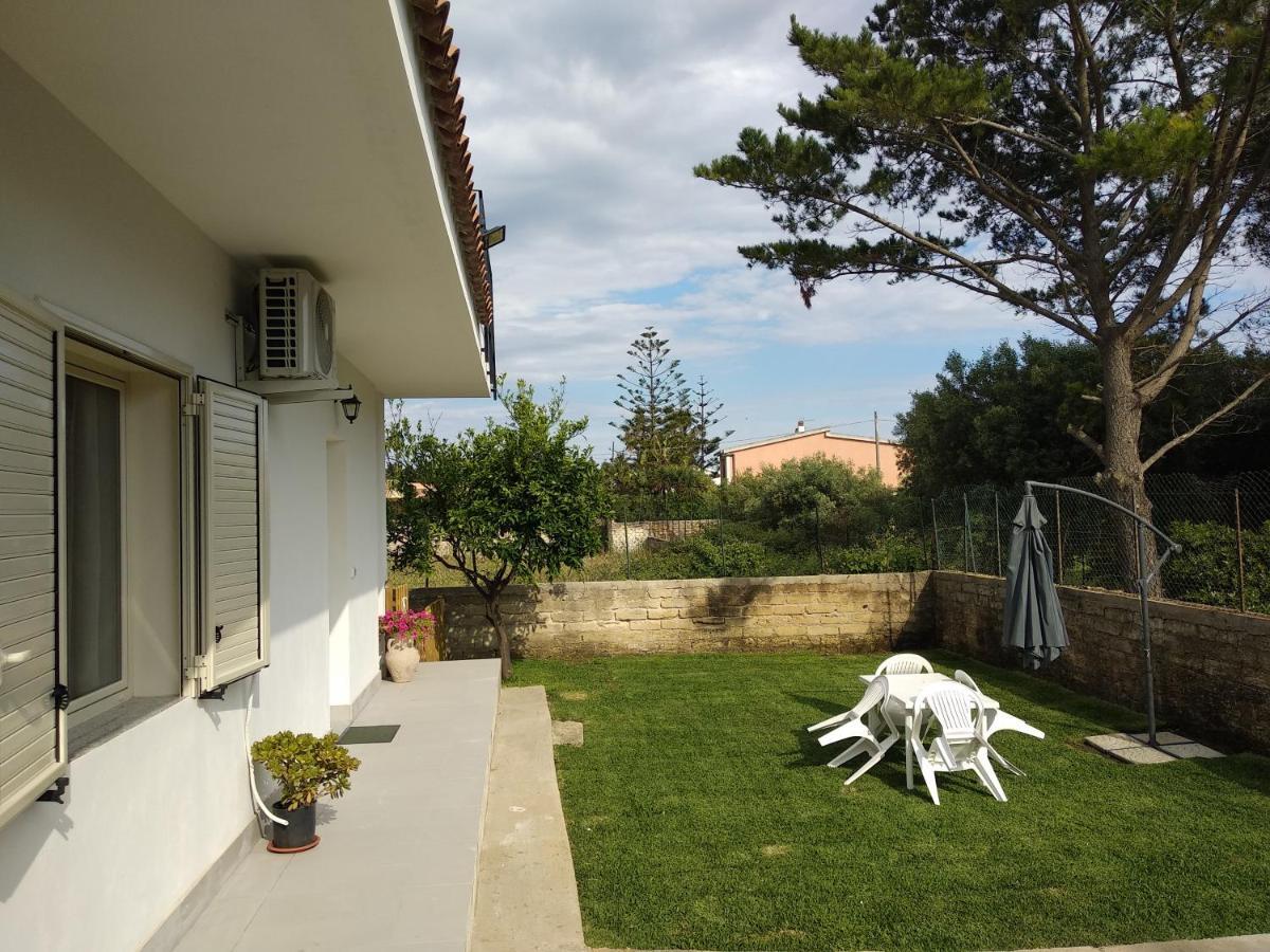 Caledonia Relax Villa Сиракуза Екстериор снимка